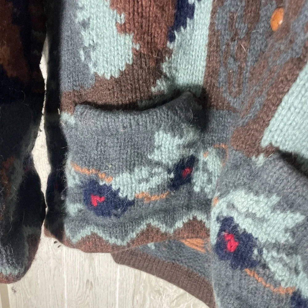 Vtg Eddie Bauer Cardigan Sweater Cowhichan Dog Theme Wool / Laine Blend Button - Picture 4 of 8